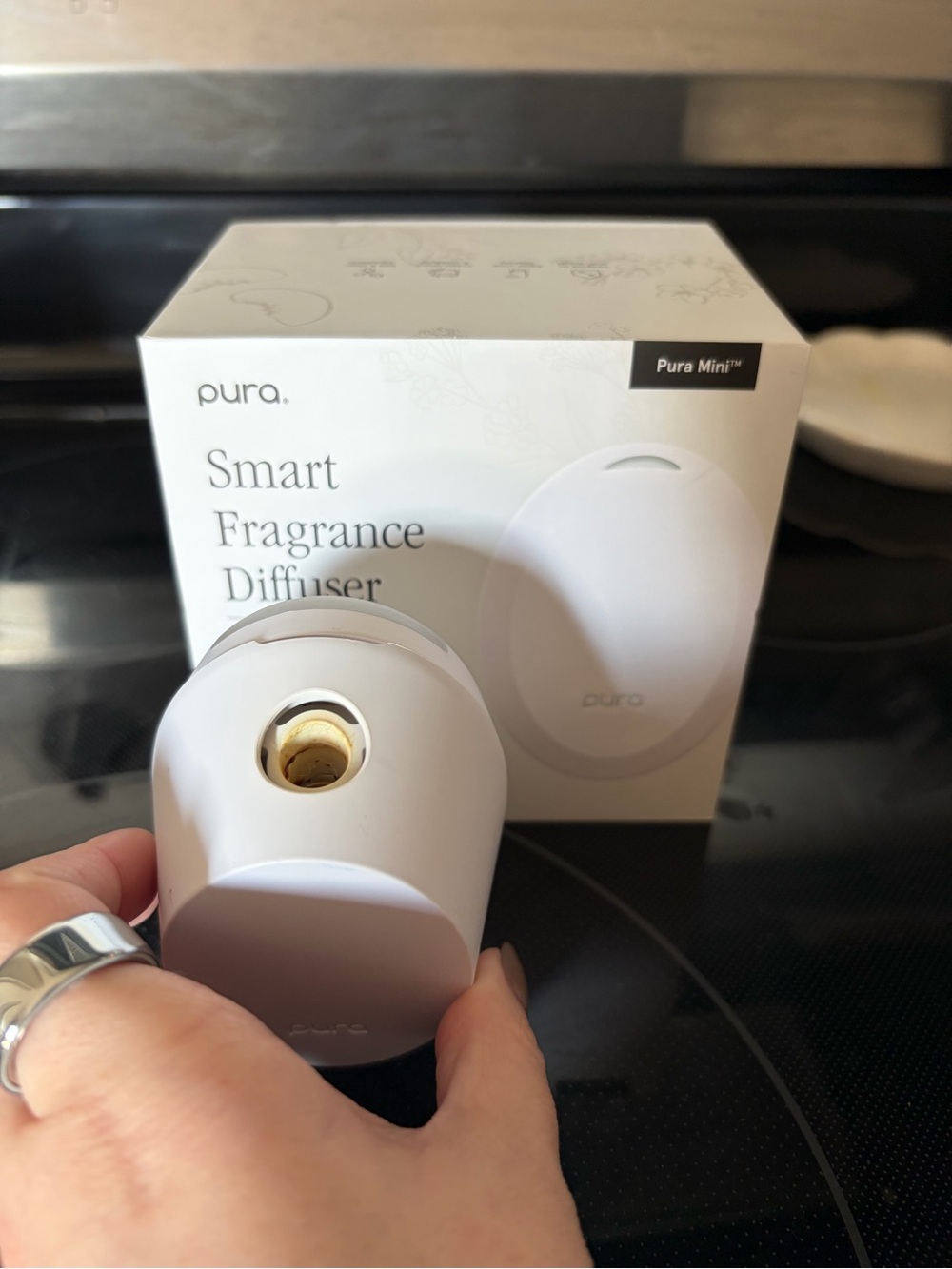 Smart Fragrance Diffuser - Picture 2 of 5